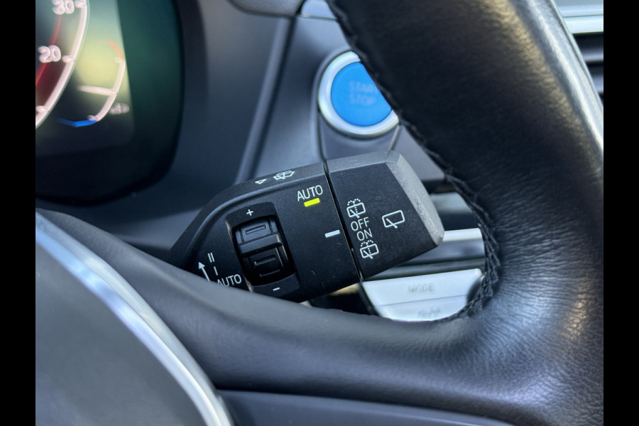 BMW iX3 Executive 80 kWh | SOH 98% | Panoramadak | Memory stoelen | Dodehoek detectie