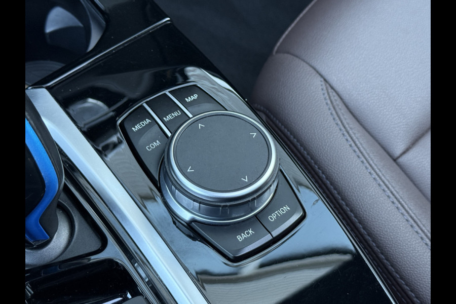 BMW iX3 Executive 80 kWh | SOH 98% | Panoramadak | Memory stoelen | Dodehoek detectie