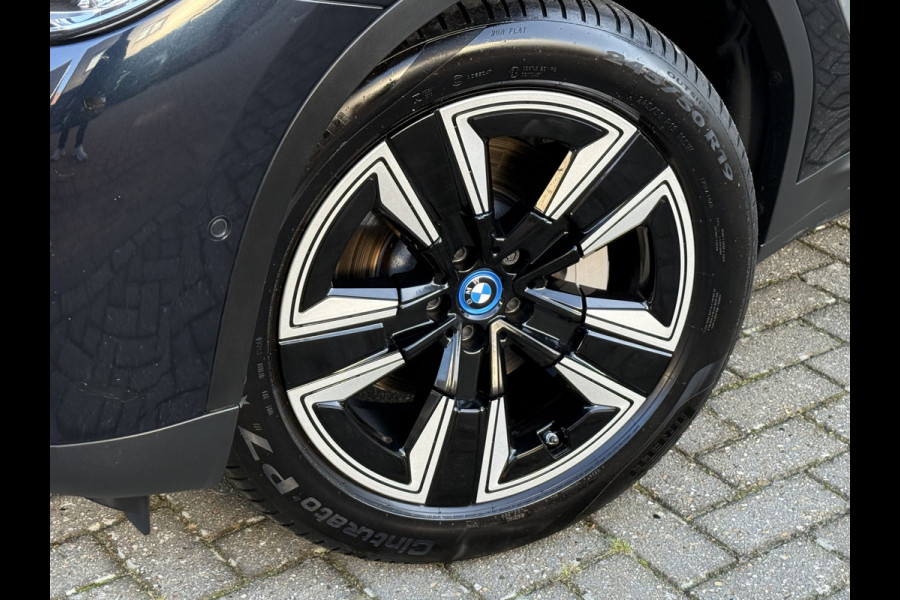 BMW iX3 Executive 80 kWh | SOH 98% | Panoramadak | Memory stoelen | Dodehoek detectie