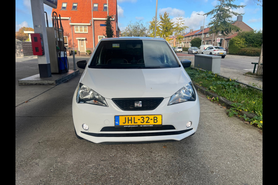 Seat Mii 1.0 Style Intense AIRCO-CRUISE-PDC-BLUETOOTH Seat Mii 1.0 Style Intense AIRCO-CRUISE-PDC-BLUETOOTH