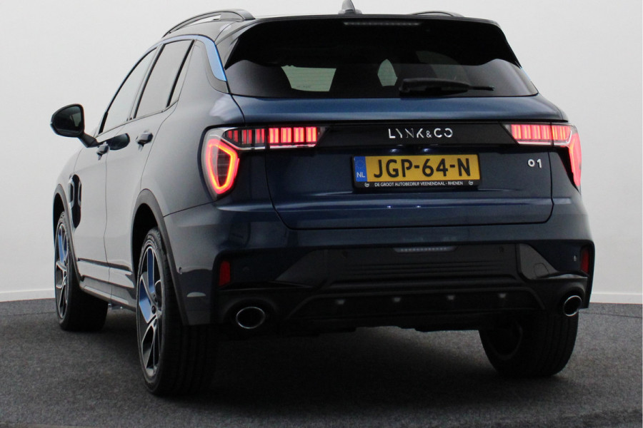 Lynk & Co 01 1.5 Plug-in Hybrid Automaat Two-Tone, 360° Camera, Panoramadak, ACC, Keyless, Navigatie, PDC, LED, 20'' Lynk & Co 01 1.5 Plug-in Hybrid Automaat Two-Tone, 360° Camera, Panoramadak, ACC, Keyless, Navigatie, PDC, LED, 20''