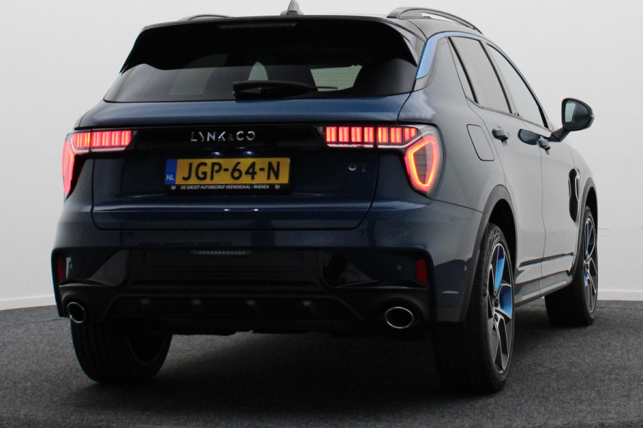 Lynk & Co 01 1.5 Plug-in Hybrid Automaat Two-Tone, 360° Camera, Panoramadak, ACC, Keyless, Navigatie, PDC, LED, 20'' Lynk & Co 01 1.5 Plug-in Hybrid Automaat Two-Tone, 360° Camera, Panoramadak, ACC, Keyless, Navigatie, PDC, LED, 20''