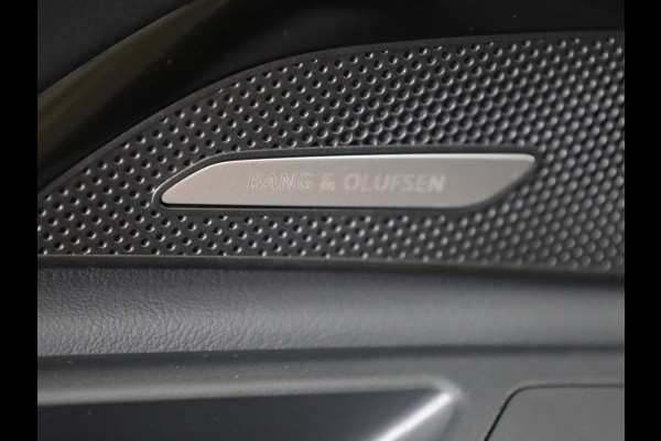 Audi Q5 2.0 TFSI e-hybrid quattro S edition Competition | Mmi experience pro | Glazen panoramadak | Tech plus | Privacy glas | Audi Q5 2.0 TFSI e-hybrid quattro S edition Competition | Mmi experience pro | Glazen panoramadak | Tech plus | Privacy glas |