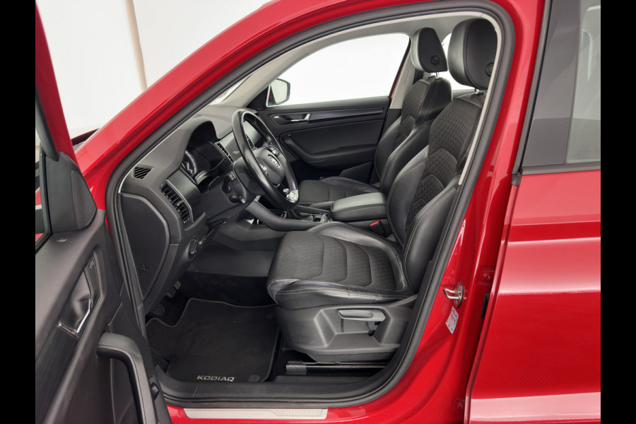 Škoda Kodiaq 1.5 TSI Business Edition (INCL-BTW) *ADAPTIVE-CRUISE | LEATHER-FABRIC | FULL-LED | CANTON-SOUND | HEATED-SPORTSEATS | KEYLESS | NAVI-FULLMAP | CAMERA | DAB+ | ECC | PDC | TOWBAR | 18''ALU*