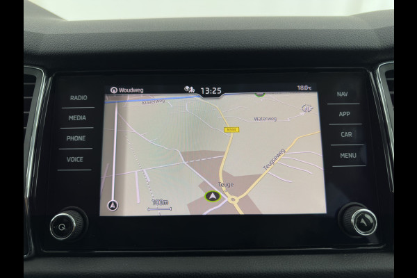 Škoda Kodiaq 1.5 TSI Business Edition (INCL-BTW) *ADAPTIVE-CRUISE | LEATHER-FABRIC | FULL-LED | CANTON-SOUND | HEATED-SPORTSEATS | KEYLESS | NAVI-FULLMAP | CAMERA | DAB+ | ECC | PDC | TOWBAR | 18''ALU*