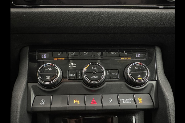 Škoda Kodiaq 1.5 TSI Business Edition (INCL-BTW) *ADAPTIVE-CRUISE | LEATHER-FABRIC | FULL-LED | CANTON-SOUND | HEATED-SPORTSEATS | KEYLESS | NAVI-FULLMAP | CAMERA | DAB+ | ECC | PDC | TOWBAR | 18''ALU*