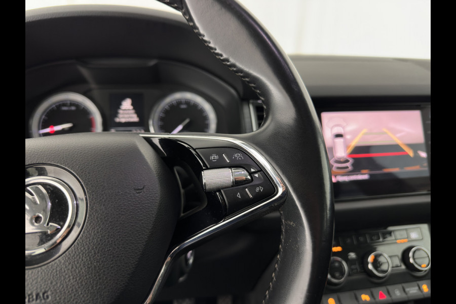Škoda Kodiaq 1.5 TSI Business Edition (INCL-BTW) *ADAPTIVE-CRUISE | LEATHER-FABRIC | FULL-LED | CANTON-SOUND | HEATED-SPORTSEATS | KEYLESS | NAVI-FULLMAP | CAMERA | DAB+ | ECC | PDC | TOWBAR | 18''ALU*