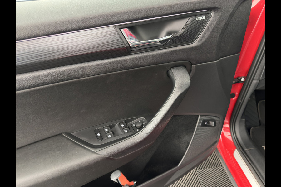 Škoda Kodiaq 1.5 TSI Business Edition (INCL-BTW) *ADAPTIVE-CRUISE | LEATHER-FABRIC | FULL-LED | CANTON-SOUND | HEATED-SPORTSEATS | KEYLESS | NAVI-FULLMAP | CAMERA | DAB+ | ECC | PDC | TOWBAR | 18''ALU*