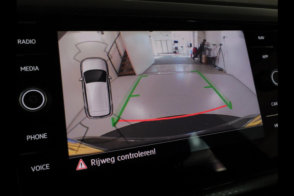 Volkswagen T-Cross 1.0 TSI Life 95pk 5bak| Navi| 17'LM-velgen| Dodehoekdetectie| Camera