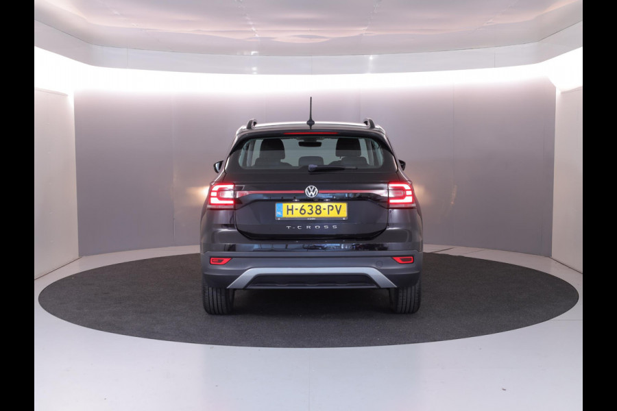 Volkswagen T-Cross 1.0 TSI Life 95pk 5bak| Navi| 17'LM-velgen| Dodehoekdetectie| Camera