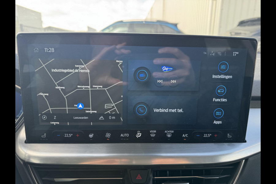 Ford FOCUS Wagon 1.0 EcoBoost Hybrid Titanium X 125pk | Winterpack | AGR Stoel | B&O play | SYNC 4 Navigatie Ford FOCUS Wagon 1.0 EcoBoost Hybrid Titanium X 125pk | Winterpack | AGR Stoel | B&O play | SYNC 4 Navigatie