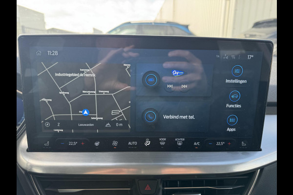 Ford FOCUS Wagon 1.0 EcoBoost Hybrid Titanium X 125pk | Winterpack | AGR Stoel | B&O play | SYNC 4 Navigatie Ford FOCUS Wagon 1.0 EcoBoost Hybrid Titanium X 125pk | Winterpack | AGR Stoel | B&O play | SYNC 4 Navigatie