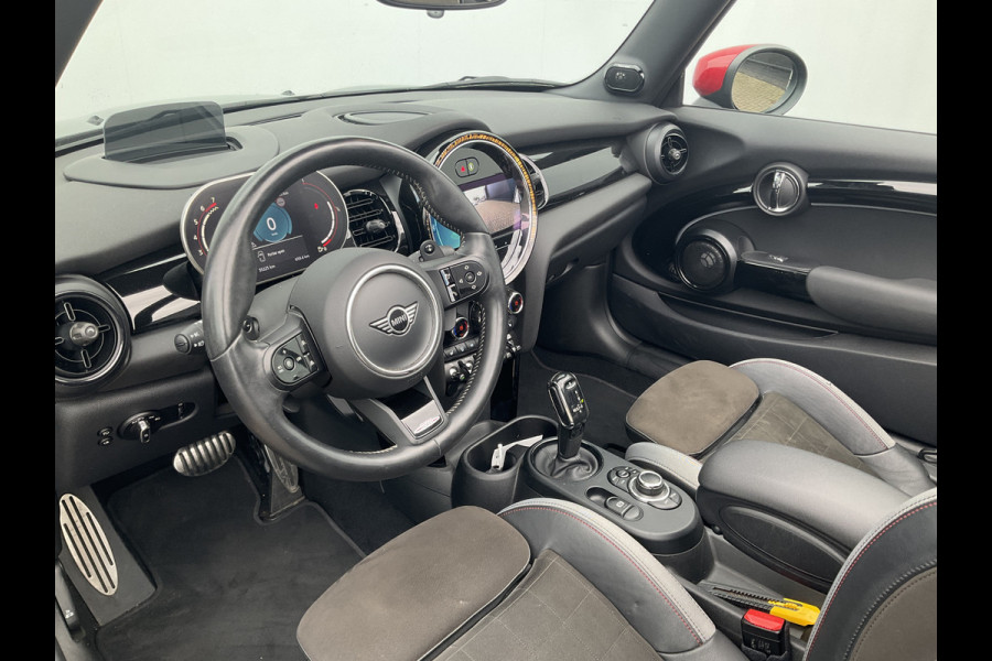 MINI Cabrio 2.0 John Cooper Works Incl.BTW Cabrio H/K Hud Adap.Cruise Stoelverw British-Racing Green!