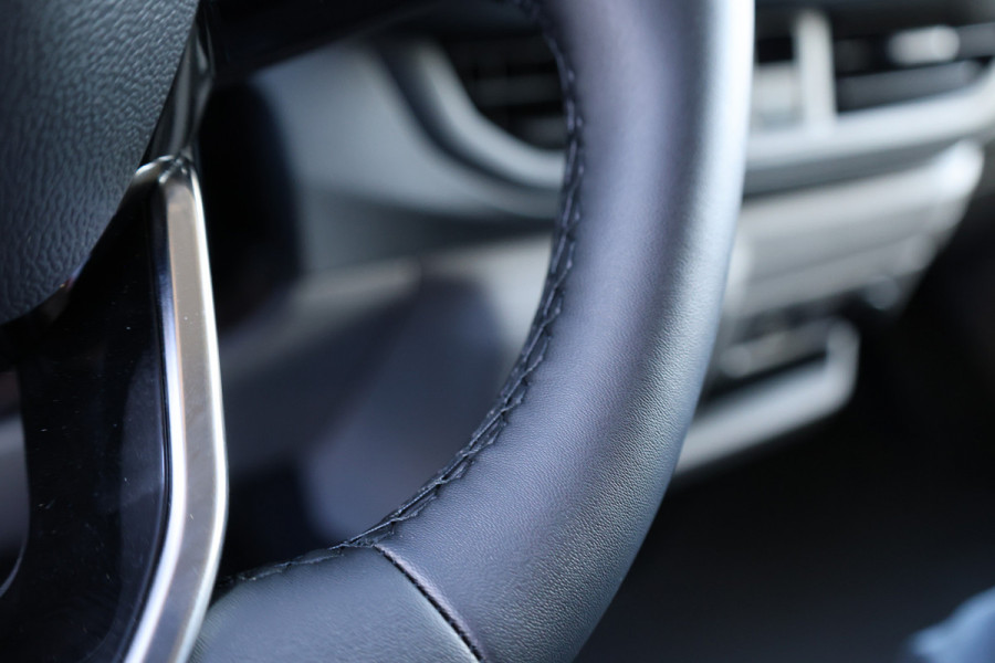 Ford Transit Custom 300 2.0 TDCI 170 PK L2H1 Limited | L+R Schuifdeur | ACC | Blind Spot | Camera | Lane Assist | Stoelverwarming | CarPlay | Naviga | Raptor Edition | Trekhaak | 3-Zitter | MODELJAAR 2025 | Verlengde fabrieksgarantie tot 12-2029 Ford Transit Custom 300 2.0 TDCI 170 PK L2H1 Limited | L+R Schuifdeur | ACC | Blind Spot | Camera | Lane Assist | Stoelverwarming | CarPlay | Naviga | Raptor Edition | Trekhaak | 3-Zitter | MODELJAAR 2025 | Verlengde fabrieksgarantie tot 12-2029