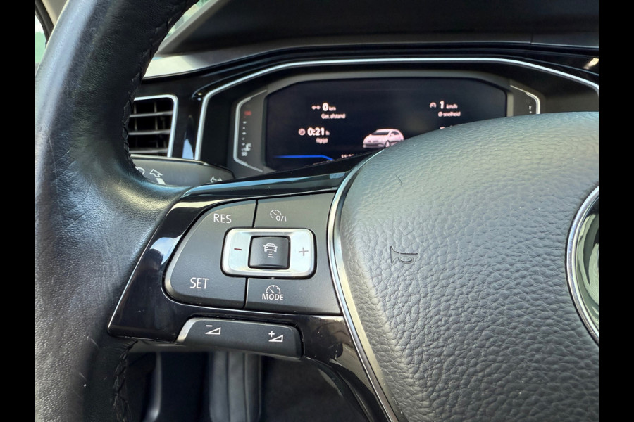 Volkswagen Polo 1.0 TSI Highline - Automaat - Schuif/Panodak - Navi - LED - Org.NL