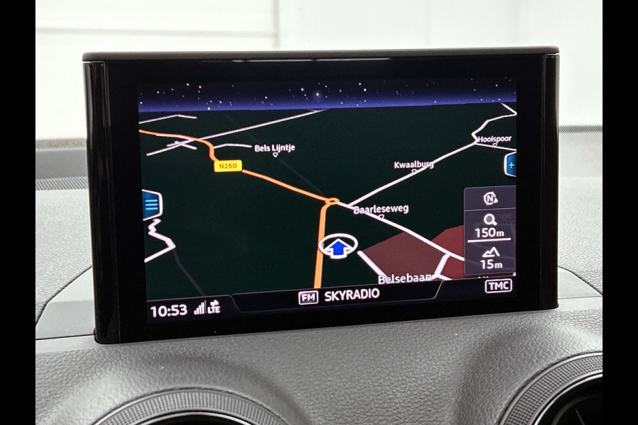 Audi Q2 1.0 TFSI Sport Pro Line(NL-auto, Dealer OnderH, Navi, Parkeerhulp, Airco, Cruise Controle, Etc) Audi Q2 1.0 TFSI Sport Pro Line(NL-auto, Dealer OnderH, Navi, Parkeerhulp, Airco, Cruise Controle, Etc)