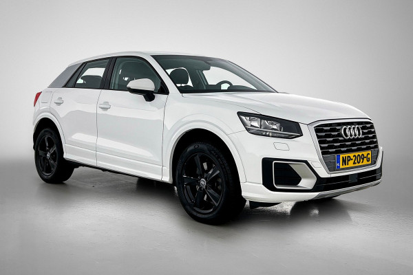 Audi Q2 1.0 TFSI Sport Pro Line(NL-auto, Dealer OnderH, Navi, Parkeerhulp, Airco, Cruise Controle, Etc) Audi Q2 1.0 TFSI Sport Pro Line(NL-auto, Dealer OnderH, Navi, Parkeerhulp, Airco, Cruise Controle, Etc)