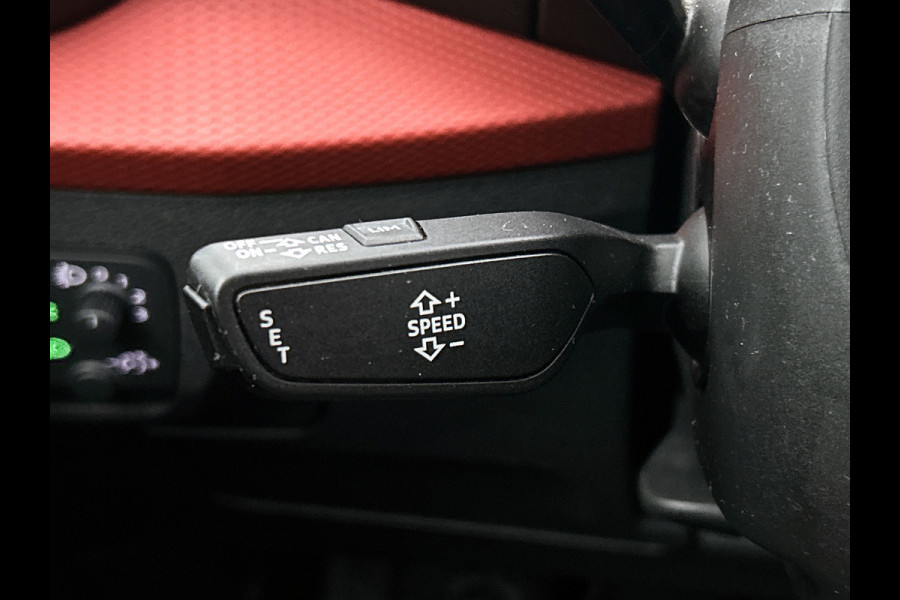 Audi Q2 1.0 TFSI Sport Pro Line(NL-auto, Dealer OnderH, Navi, Parkeerhulp, Airco, Cruise Controle, Etc) Audi Q2 1.0 TFSI Sport Pro Line(NL-auto, Dealer OnderH, Navi, Parkeerhulp, Airco, Cruise Controle, Etc)