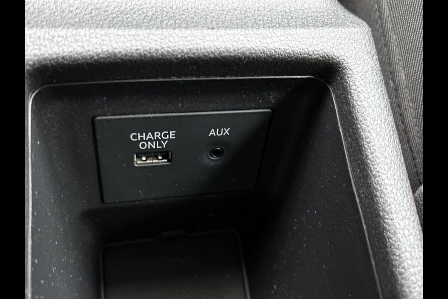 Audi Q2 1.0 TFSI Sport Pro Line(NL-auto, Dealer OnderH, Navi, Parkeerhulp, Airco, Cruise Controle, Etc) Audi Q2 1.0 TFSI Sport Pro Line(NL-auto, Dealer OnderH, Navi, Parkeerhulp, Airco, Cruise Controle, Etc)