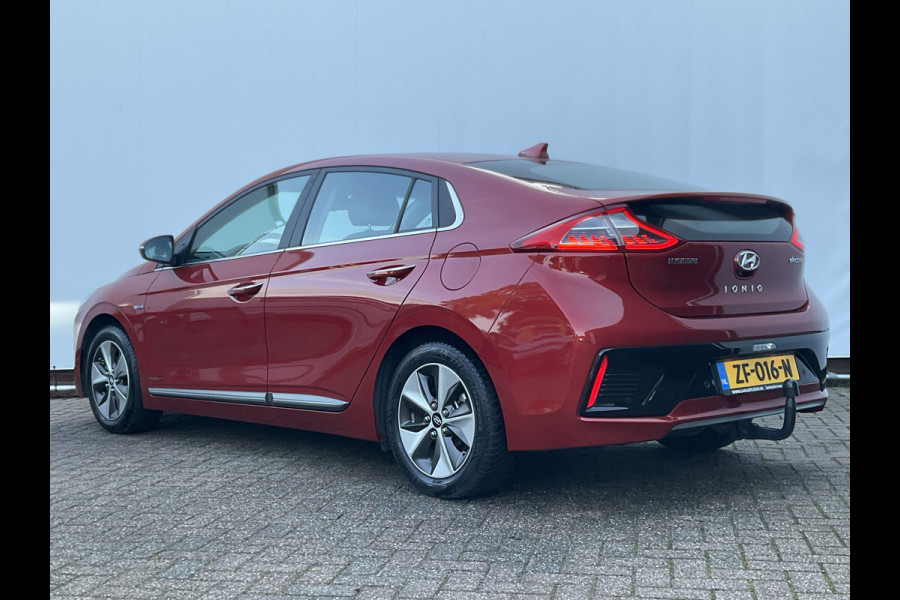 Hyundai IONIQ Premium EV Incl.BTW Trekhaak Pano Leer Stoelverw+Ventilatie Adap.Cruise Keyless BOMVOL! Hyundai IONIQ Premium EV Incl.BTW Trekhaak Pano Leer Stoelverw+Ventilatie Adap.Cruise Keyless BOMVOL!
