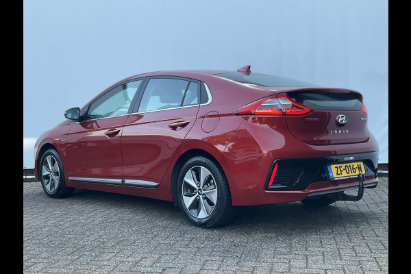 Hyundai IONIQ Premium EV Incl.BTW Trekhaak Pano Leer Stoelverw+Ventilatie Adap.Cruise Keyless BOMVOL! Hyundai IONIQ Premium EV Incl.BTW Trekhaak Pano Leer Stoelverw+Ventilatie Adap.Cruise Keyless BOMVOL!
