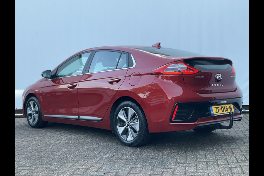 Hyundai IONIQ Premium EV Incl.BTW Trekhaak Pano Leer Stoelverw+Ventilatie Adap.Cruise Keyless BOMVOL! Hyundai IONIQ Premium EV Incl.BTW Trekhaak Pano Leer Stoelverw+Ventilatie Adap.Cruise Keyless BOMVOL!