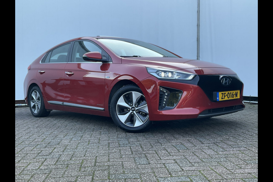 Hyundai IONIQ Premium EV Incl.BTW Trekhaak Pano Leer Stoelverw+Ventilatie Adap.Cruise Keyless BOMVOL! Hyundai IONIQ Premium EV Incl.BTW Trekhaak Pano Leer Stoelverw+Ventilatie Adap.Cruise Keyless BOMVOL!