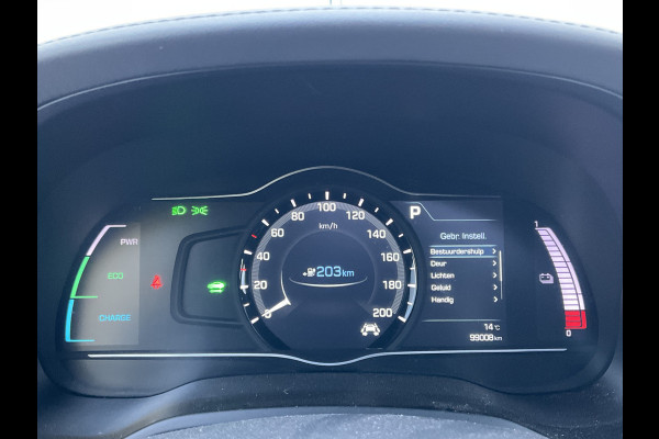 Hyundai IONIQ Premium EV Incl.BTW Trekhaak Pano Leer Stoelverw+Ventilatie Adap.Cruise Keyless BOMVOL! Hyundai IONIQ Premium EV Incl.BTW Trekhaak Pano Leer Stoelverw+Ventilatie Adap.Cruise Keyless BOMVOL!