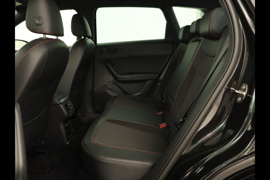 Seat Ateca 1.5 TSI FR Business Intense | Trekhaak | Achteruitrijcamera | Sfeerverlichting | Navigatie | Carplay | Stoelverwarming | Full-LED koplampen | LMV 18