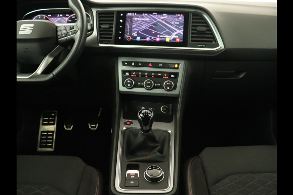 Seat Ateca 1.5 TSI FR Business Intense | Trekhaak | Achteruitrijcamera | Sfeerverlichting | Navigatie | Carplay | Stoelverwarming | Full-LED koplampen | LMV 18