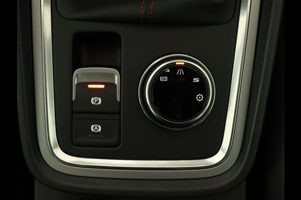 Seat Ateca 1.5 TSI FR Business Intense | Trekhaak | Achteruitrijcamera | Sfeerverlichting | Navigatie | Carplay | Stoelverwarming | Full-LED koplampen | LMV 18