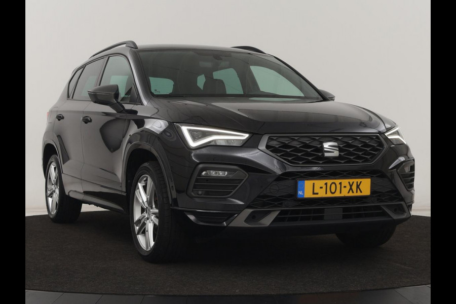 Seat Ateca 1.5 TSI FR Business Intense | Trekhaak | Achteruitrijcamera | Sfeerverlichting | Navigatie | Carplay | Stoelverwarming | Full-LED koplampen | LMV 18