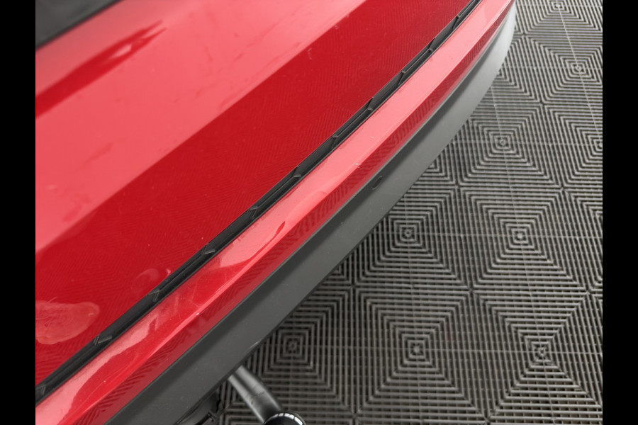 Škoda Kodiaq 1.5 TSI Business Edition (INCL-BTW) *ADAPTIVE-CRUISE | LEATHER-FABRIC | FULL-LED | CANTON-SOUND | HEATED-SPORTSEATS | KEYLESS | NAVI-FULLMAP | CAMERA | DAB+ | ECC | PDC | TOWBAR | 18''ALU*