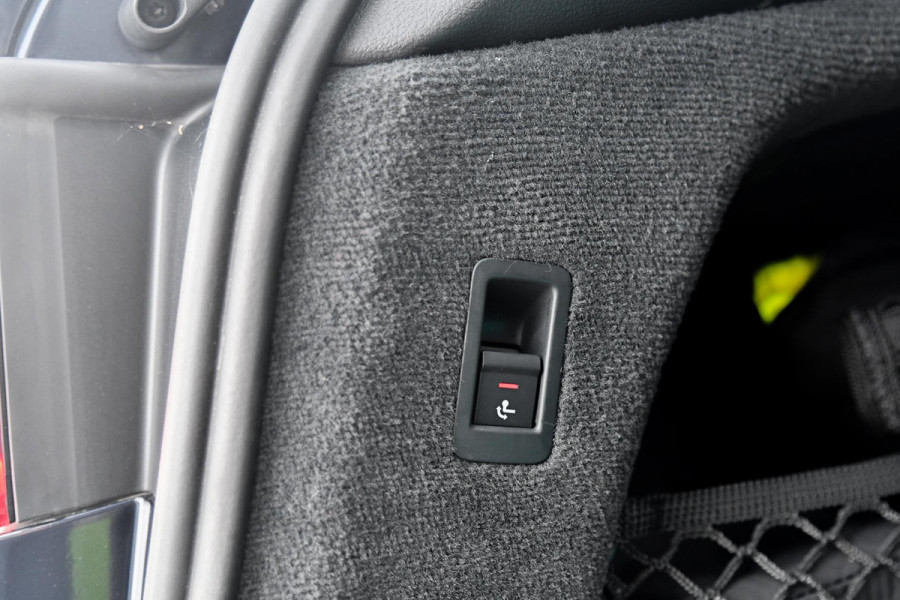 Audi A6 Avant 55 TFSI e quattro Pro Line S Competition. ACC, Trekhaak, Keyless, Stuurvw, CarPlay, Matrix!