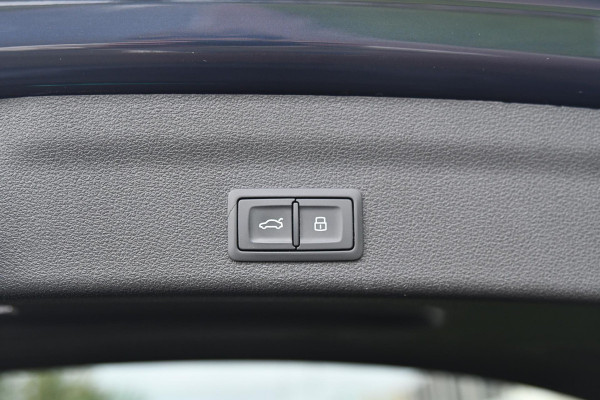 Audi A6 Avant 55 TFSI e quattro Pro Line S Competition. ACC, Trekhaak, Keyless, Stuurvw, CarPlay, Matrix!