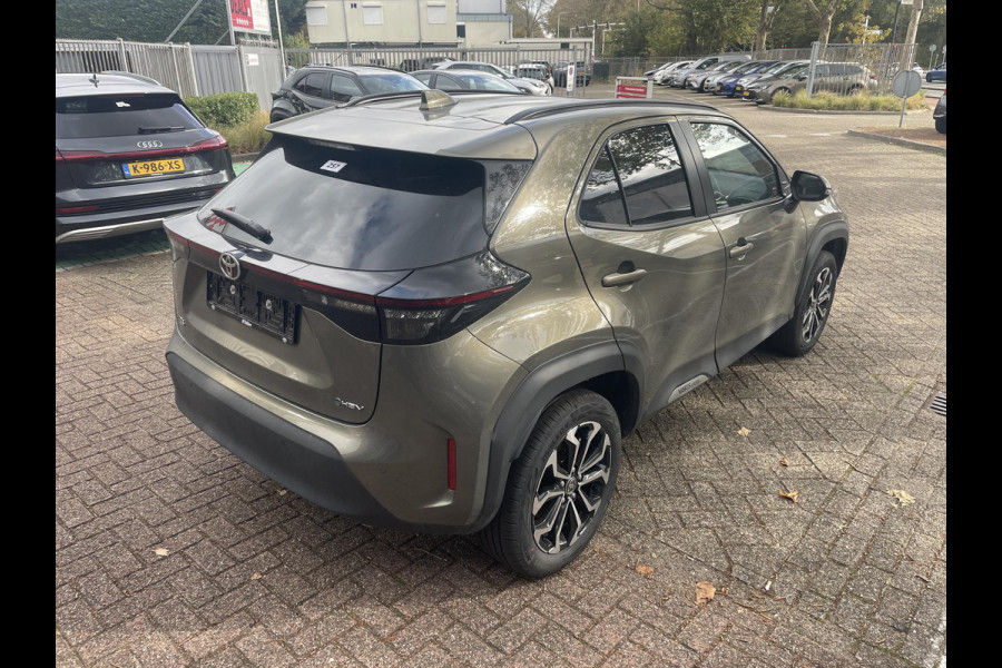 Toyota Yaris Cross 1.5 Hybrid 115 Dynamic | Stuur- & Stoelverwarming | Dodehoek detectie | Parkeersensoren | Navigatie