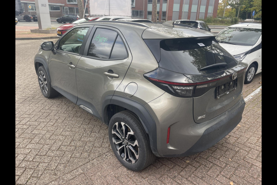 Toyota Yaris Cross 1.5 Hybrid 115 Dynamic | Stuur- & Stoelverwarming | Dodehoek detectie | Parkeersensoren | Navigatie