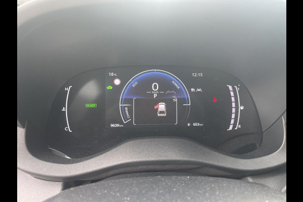 Toyota Yaris Cross 1.5 Hybrid 115 Dynamic | Stuur- & Stoelverwarming | Dodehoek detectie | Parkeersensoren | Navigatie