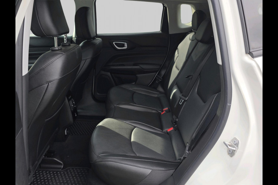 Jeep Compass 4xe 240 Plug-in Hybrid Electric S | Automaat | 4x4 | Volleder | Stoelen Elektrisch | Achtrijcamera/Parkeersensoren |