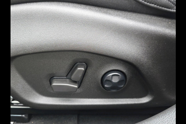 Jeep Compass 4xe 240 Plug-in Hybrid Electric S | Automaat | 4x4 | Volleder | Stoelen Elektrisch | Achtrijcamera/Parkeersensoren |