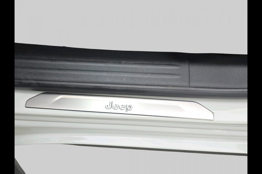 Jeep Compass 4xe 240 Plug-in Hybrid Electric S | Automaat | 4x4 | Volleder | Stoelen Elektrisch | Achtrijcamera/Parkeersensoren |