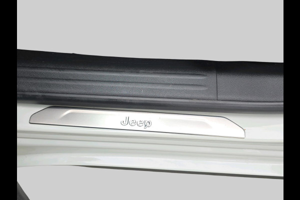 Jeep Compass 4xe 240 Plug-in Hybrid Electric S | Automaat | 4x4 | Volleder | Stoelen Elektrisch | Achtrijcamera/Parkeersensoren |