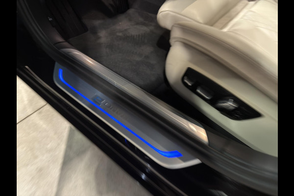 BMW 7 Serie 740e IPerformance | Laser-LED koplampen | Head-Up | Schuif/Kanteldak | Soft-close | 20" Velg | Camera | BMW 7 Serie 740e IPerformance | Laser-LED koplampen | Head-Up | Schuif/Kanteldak | Soft-close | 20" Velg | Camera |