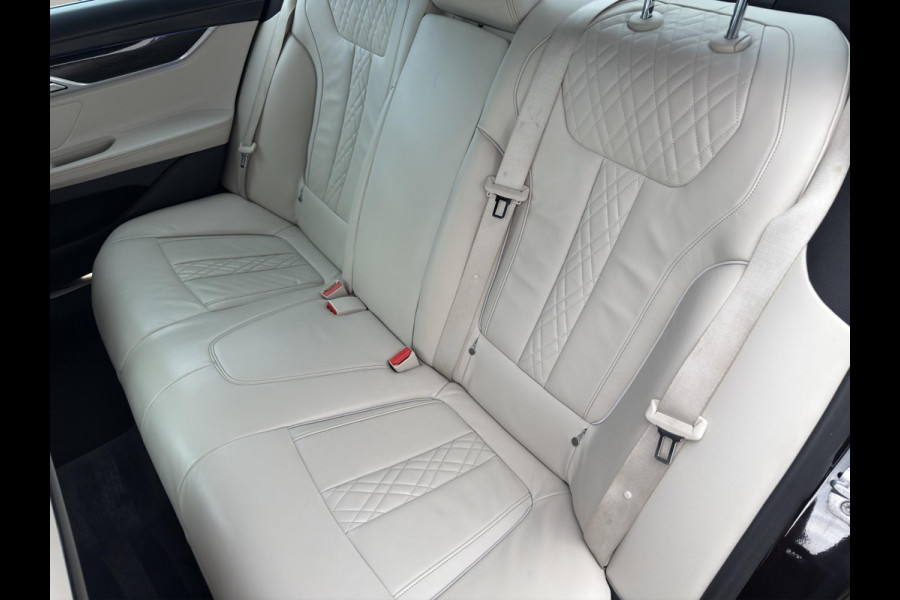 BMW 7 Serie 740e IPerformance | Laser-LED koplampen | Head-Up | Schuif/Kanteldak | Soft-close | 20" Velg | Camera | BMW 7 Serie 740e IPerformance | Laser-LED koplampen | Head-Up | Schuif/Kanteldak | Soft-close | 20" Velg | Camera |