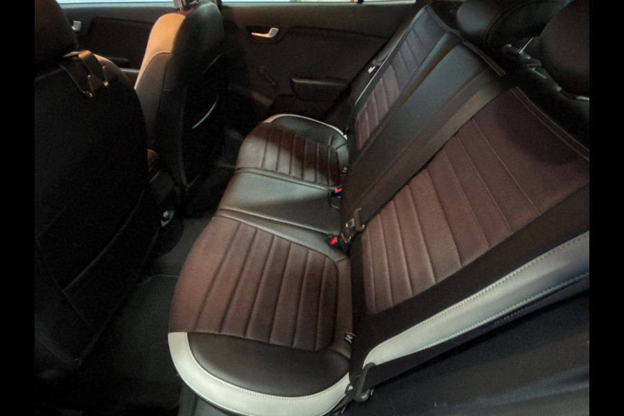 Kia Rio 1.0 TGDI Design Edition Airco | Cruise | Navi | Lichtmetaal