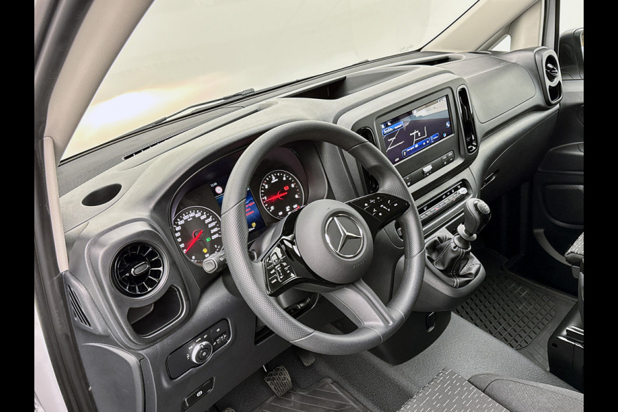 Mercedes-Benz Vito 110 CDI L1 Pro Navigatie Stoelverwarming Achteruitrijcamera Cruise Control 24 Maanden Certified Garantie