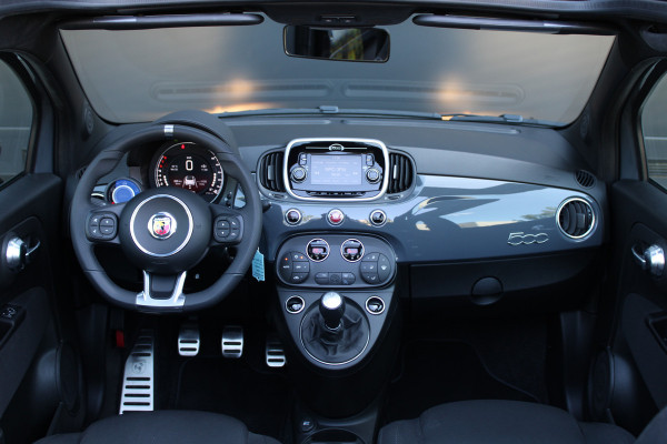 Abarth 500 1.4 T-Jet Abarth 595 70th Anniversary | NIEUWSTAAT! | UNIEK | SENSOREN ACHTER | DEALER ONDERHOUDEN | Abarth 500 1.4 T-Jet Abarth 595 70th Anniversary | NIEUWSTAAT! | UNIEK | SENSOREN ACHTER | DEALER ONDERHOUDEN |