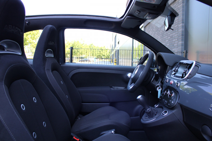 Abarth 500 1.4 T-Jet Abarth 595 70th Anniversary | NIEUWSTAAT! | UNIEK | SENSOREN ACHTER | DEALER ONDERHOUDEN | Abarth 500 1.4 T-Jet Abarth 595 70th Anniversary | NIEUWSTAAT! | UNIEK | SENSOREN ACHTER | DEALER ONDERHOUDEN |