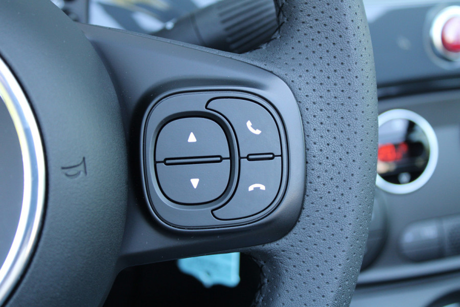 Abarth 500 1.4 T-Jet Abarth 595 70th Anniversary | NIEUWSTAAT! | UNIEK | SENSOREN ACHTER | DEALER ONDERHOUDEN | Abarth 500 1.4 T-Jet Abarth 595 70th Anniversary | NIEUWSTAAT! | UNIEK | SENSOREN ACHTER | DEALER ONDERHOUDEN |