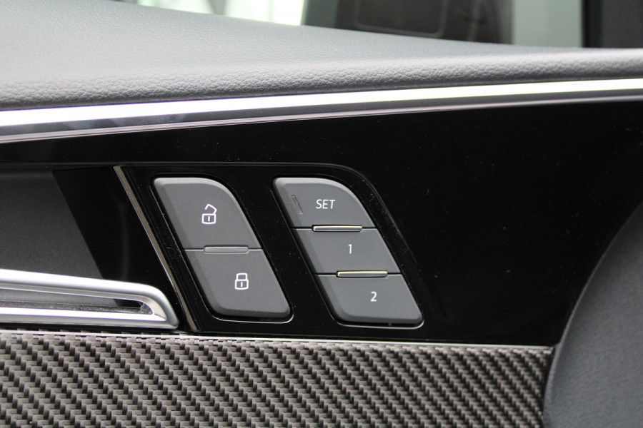 Audi RS4 Avant 2.9 TFSI RS 4 quattro | BTW | KERAMISCH | HUD | MASSAGE | RS-ZETELS | 360 | B&O | PANO |